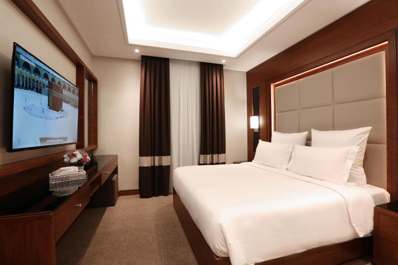 Weekend Hotel Sari Jeddah Exterior photo