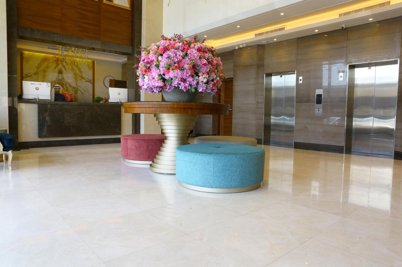 Weekend Hotel Sari Jeddah Exterior photo